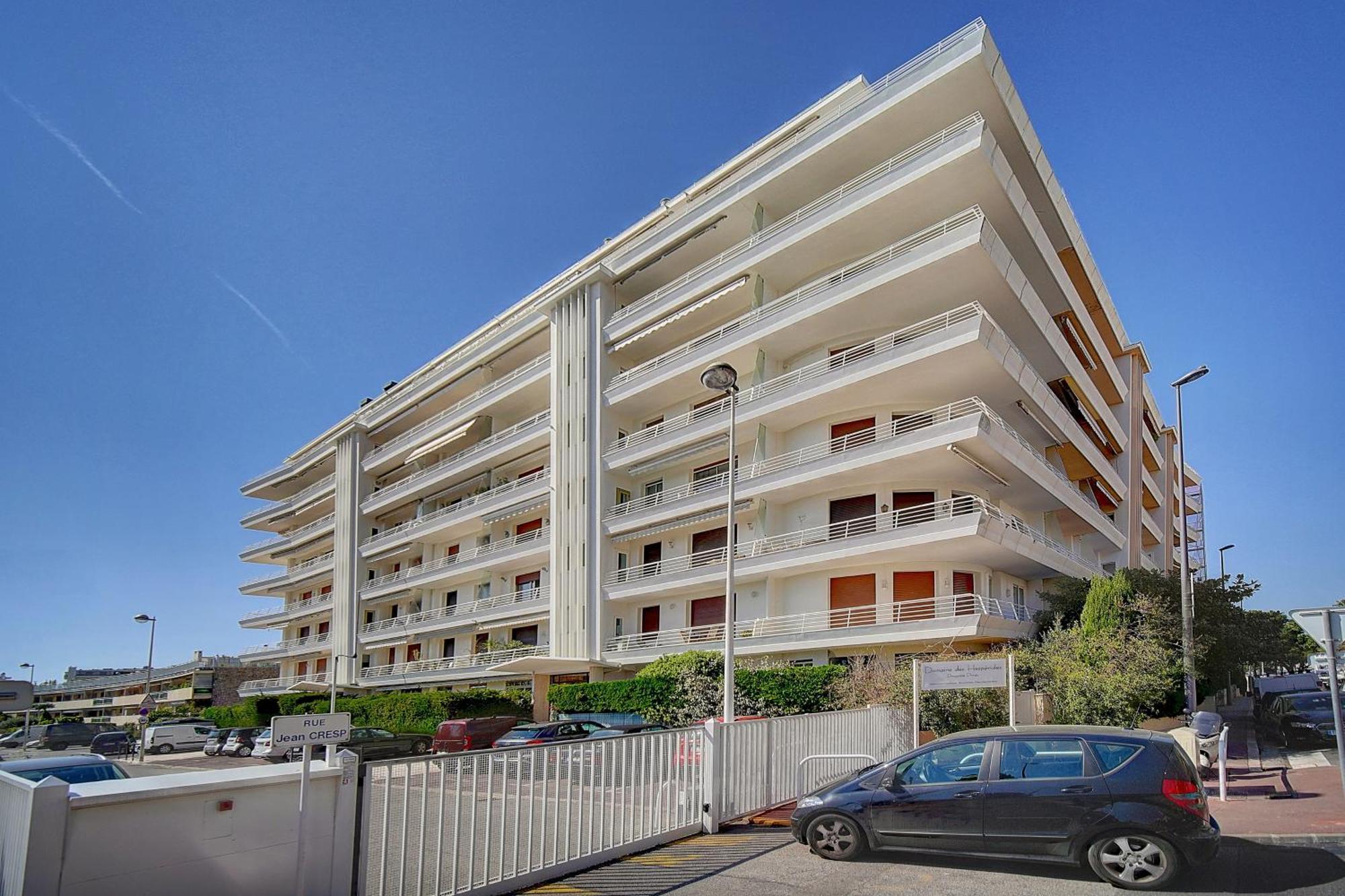 Le Palm - 100M Plage - Croisette - Verriere Cote D'Azur Cannes Exteriör bild